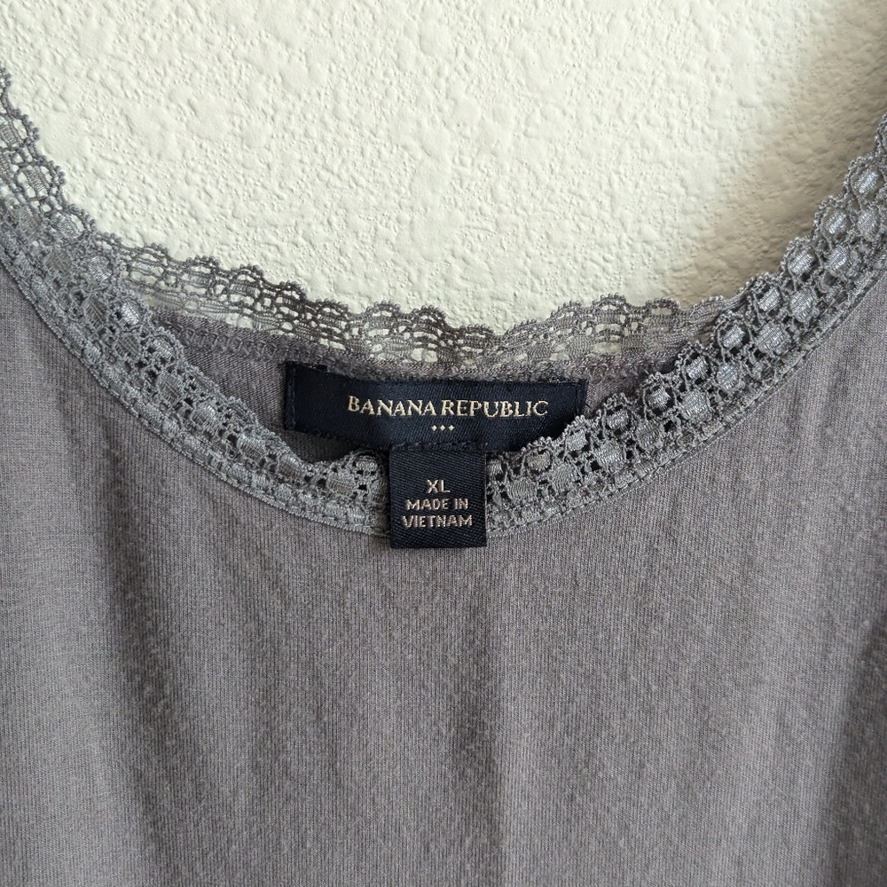 Banana Republic Gray Lace Trim Camisole - Picture 2 of 5